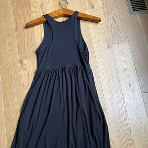 Black cotton dress